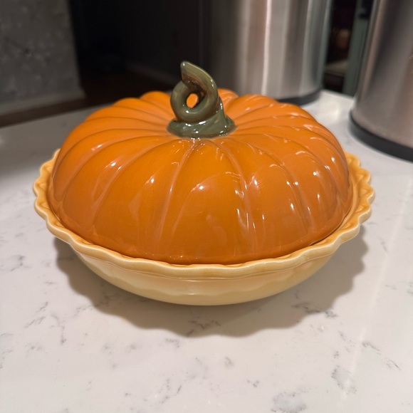 Other - Ceramic Pumpkin Casserole Dish - Orange and Cream